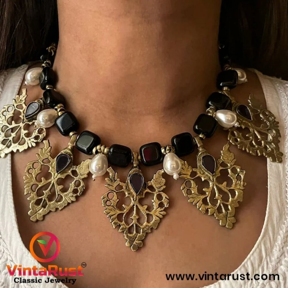 Handmade Black Stone Choker Necklace: Ethnic Tribal Jewelry